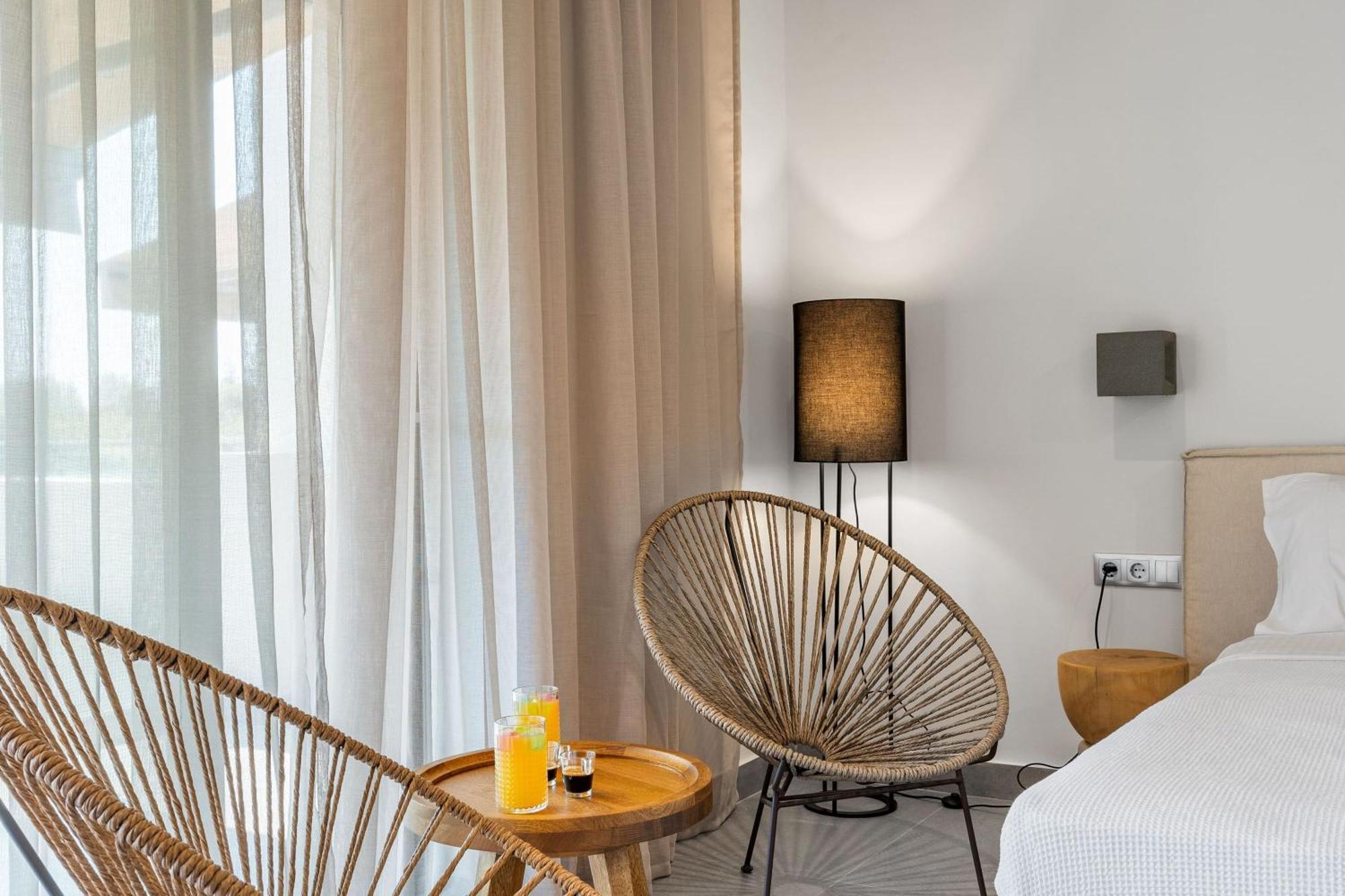 Blue Symphony Suites Apartments Nikiana Bagian luar foto