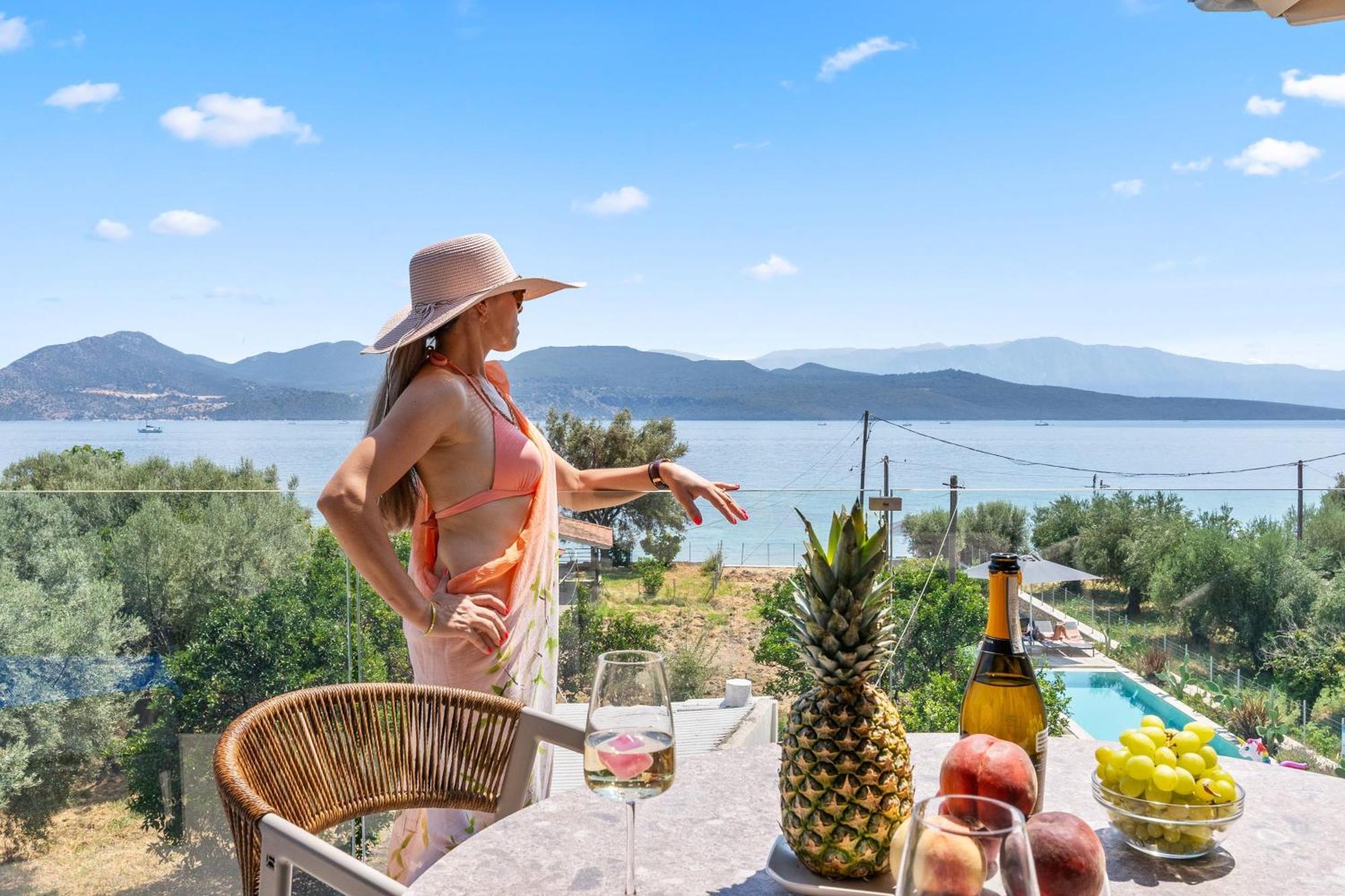 Blue Symphony Suites Apartments Nikiana Bagian luar foto