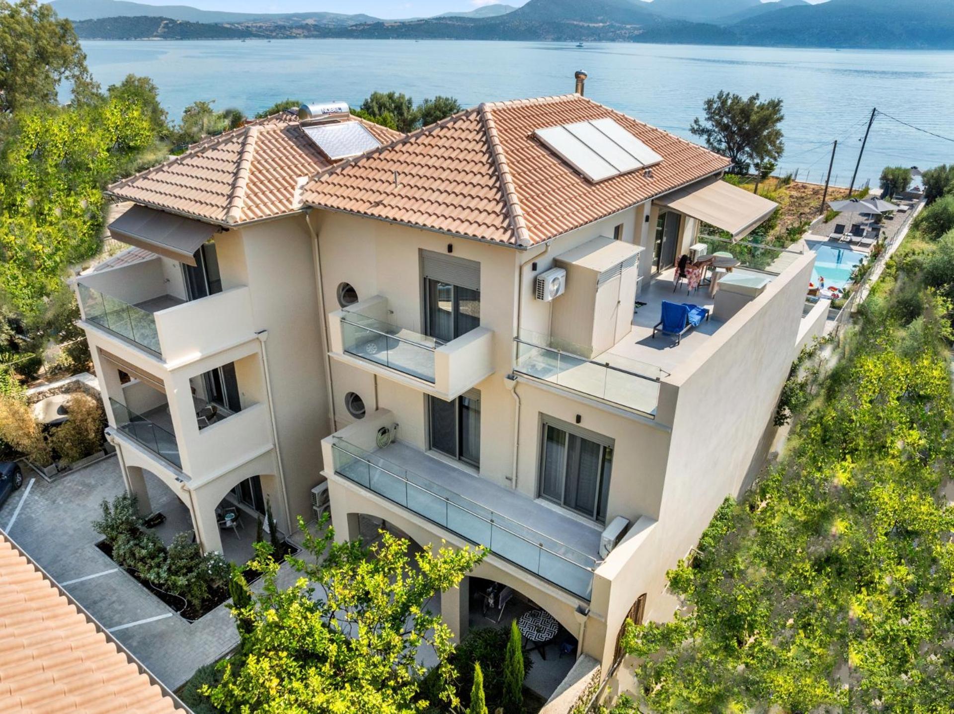 Blue Symphony Suites Apartments Nikiana Bagian luar foto
