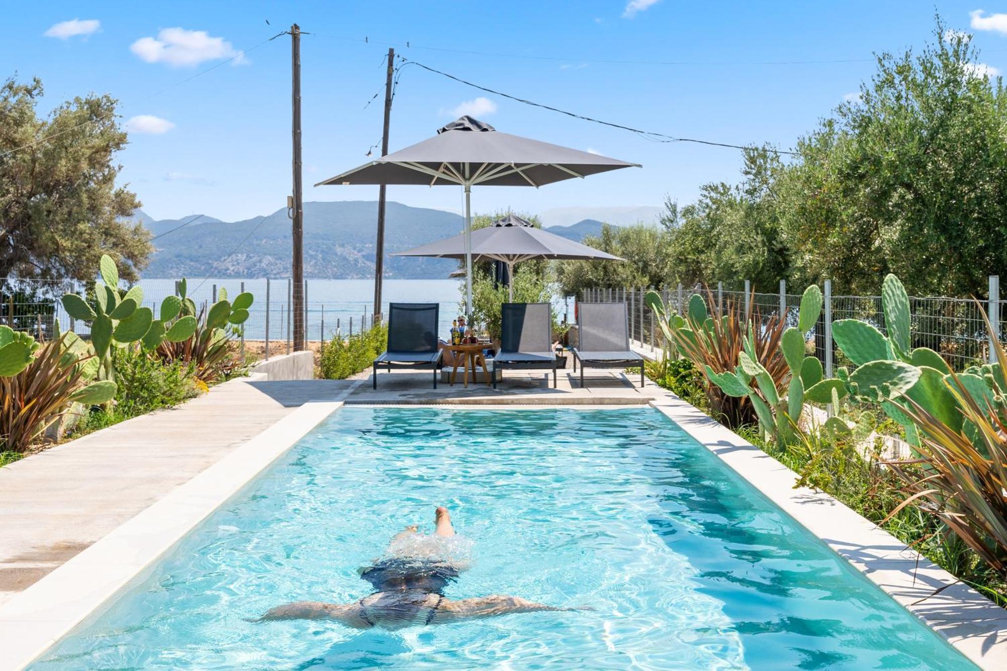 Blue Symphony Suites Apartments Nikiana Bagian luar foto